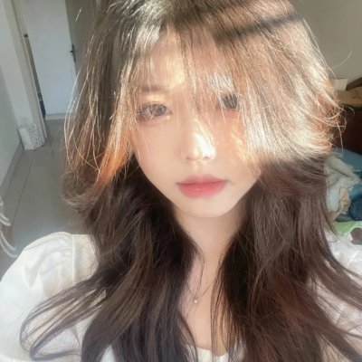 蓬门玉女金龟婿